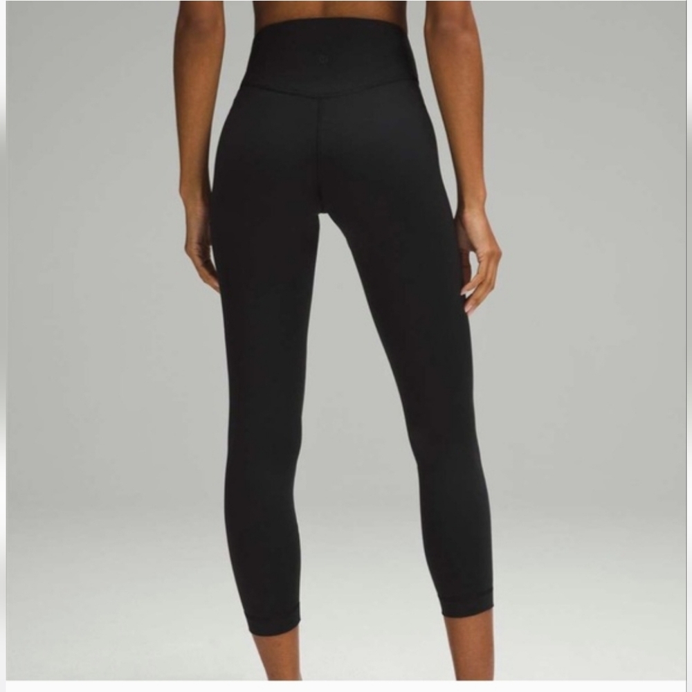 Lululemon Wunder Under Smooth Cover High-Rise Legging in Black 25” Sz 10 EUC - Picture 2 of 5